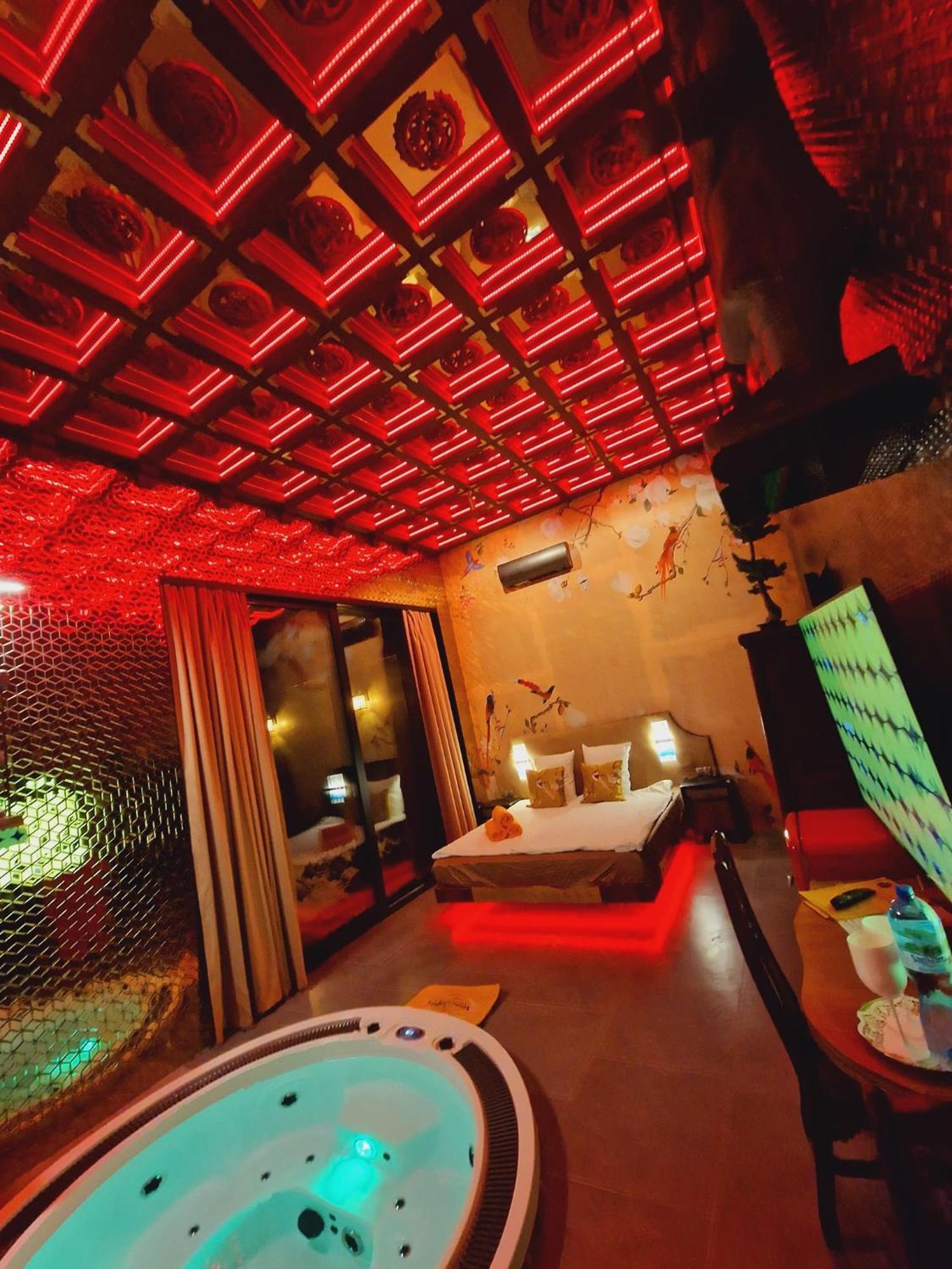 Hotel Ramka & Restaurant & Wine Bar Poznań Extérieur photo